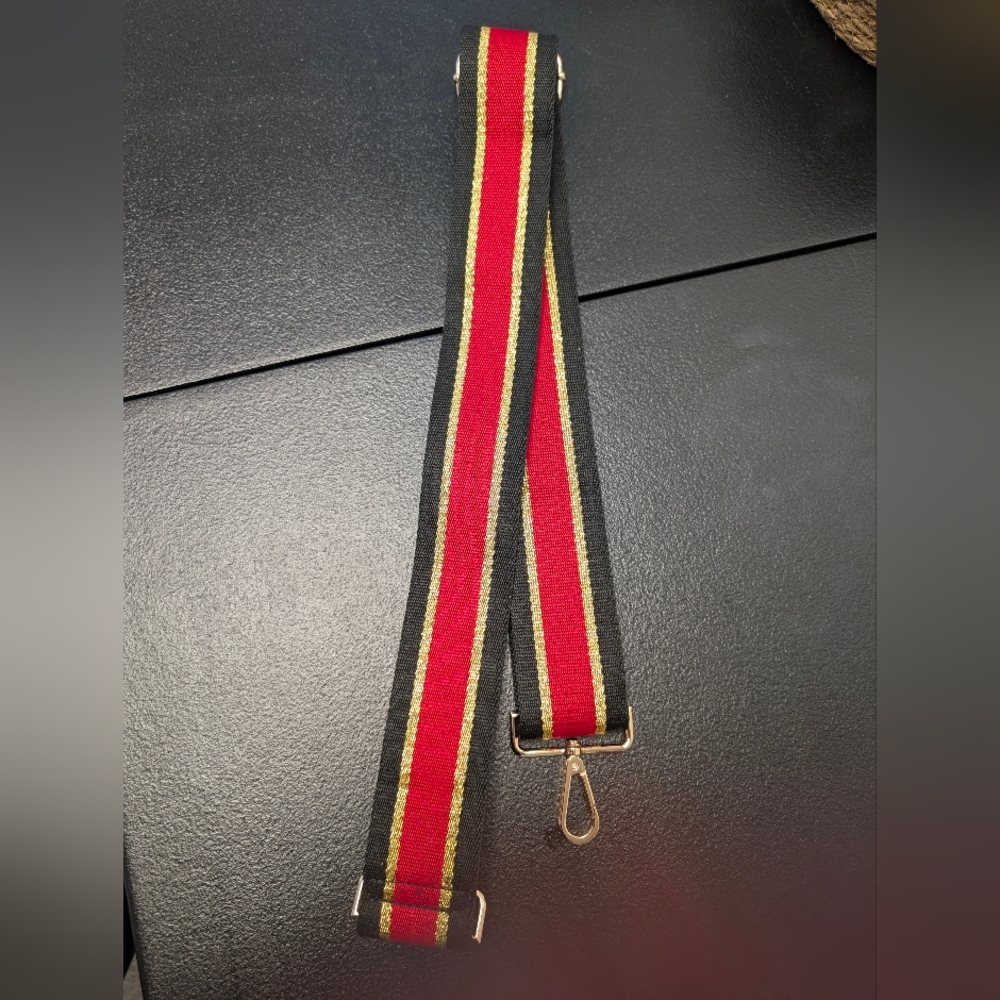 ❤️ FUN  Red and Black Crossbody Attachment